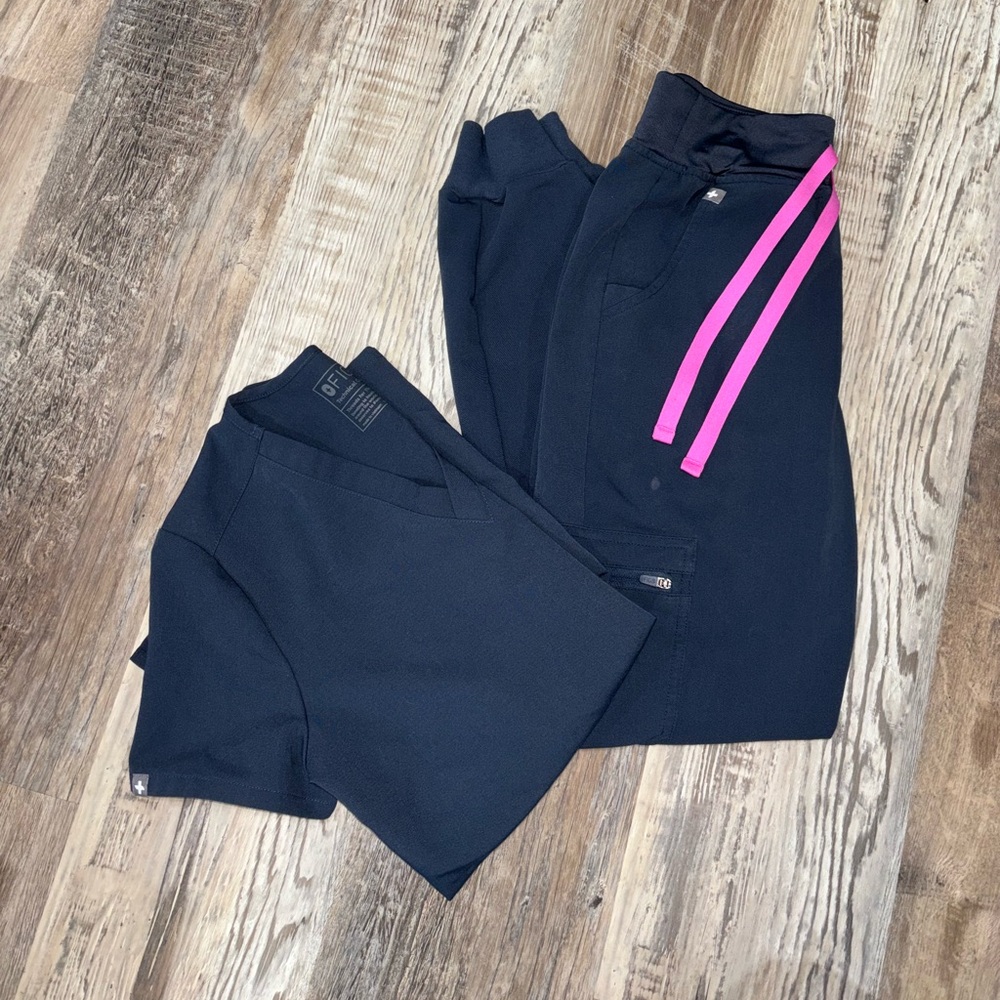 Figs Set- XXS. Night sky. High waisted Zamora joggers/ one pocket top
